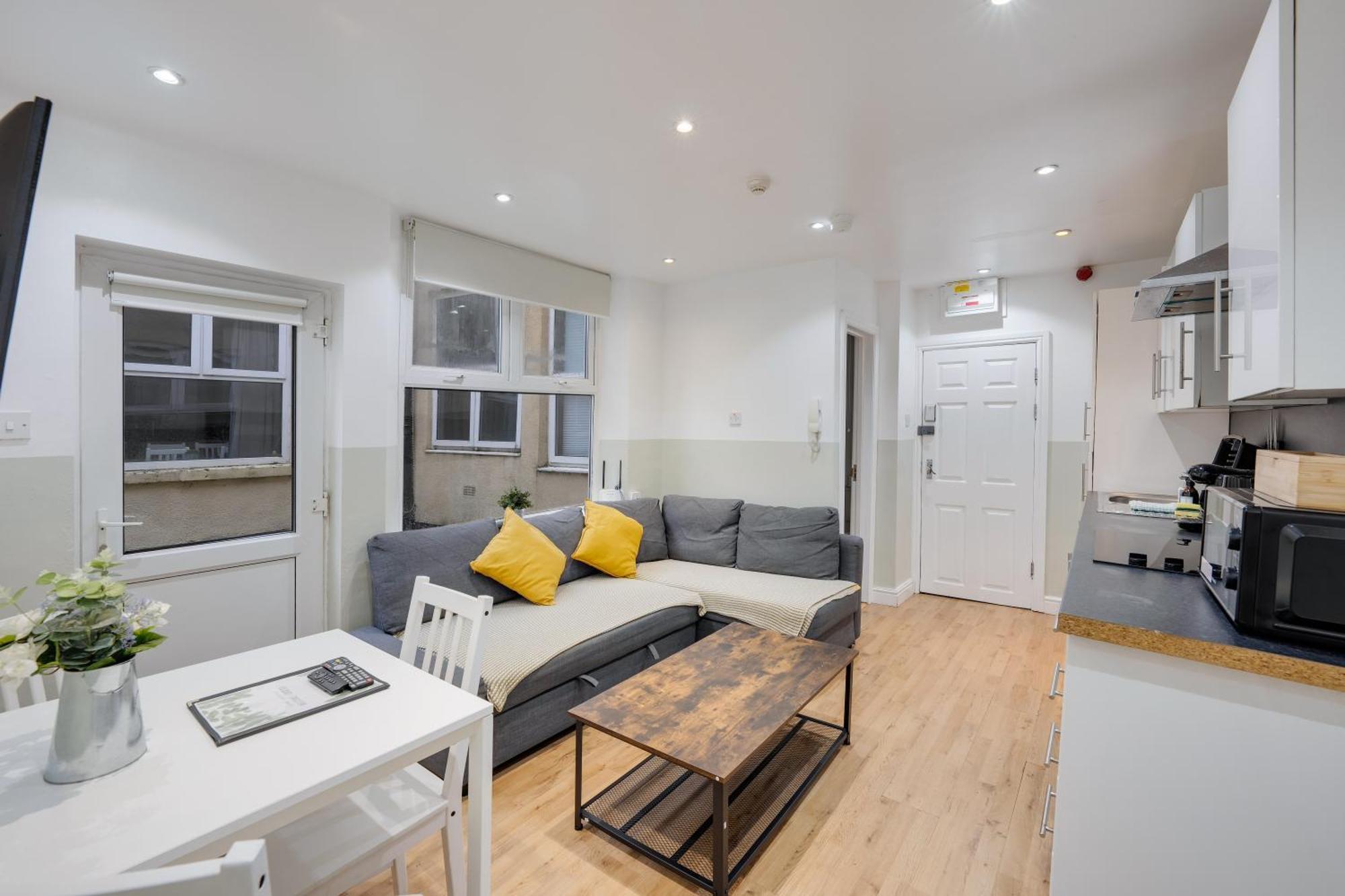 2 Bedroom Apartment For Up To 6 Nr Centre Cardiff Kültér fotó